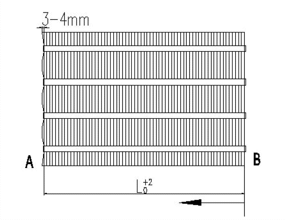Lathing device for iron core of efficient motor without end plate at two ends and machining method thereof