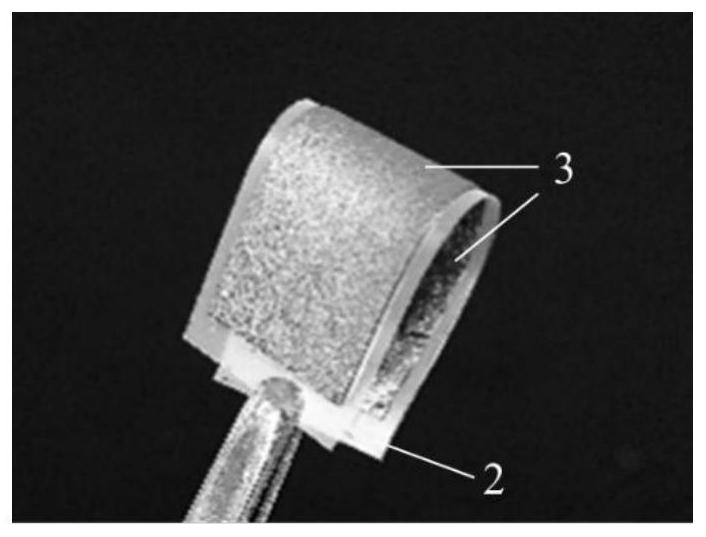 Flexible piezoelectric energy collector based on negative poisson ratio macroscopic graphene film