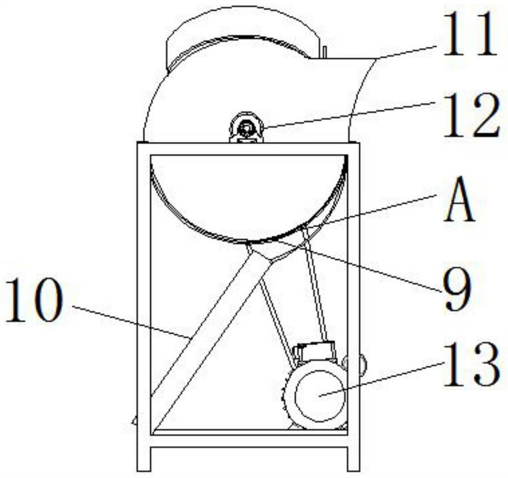 Crushing mechanism with built-in auxiliary blade dismounting and mounting structure for edible mushroom bag breaking machine