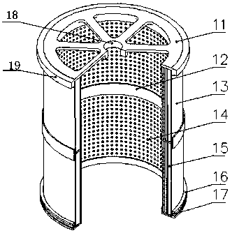 Filtering device with self-cleaning function