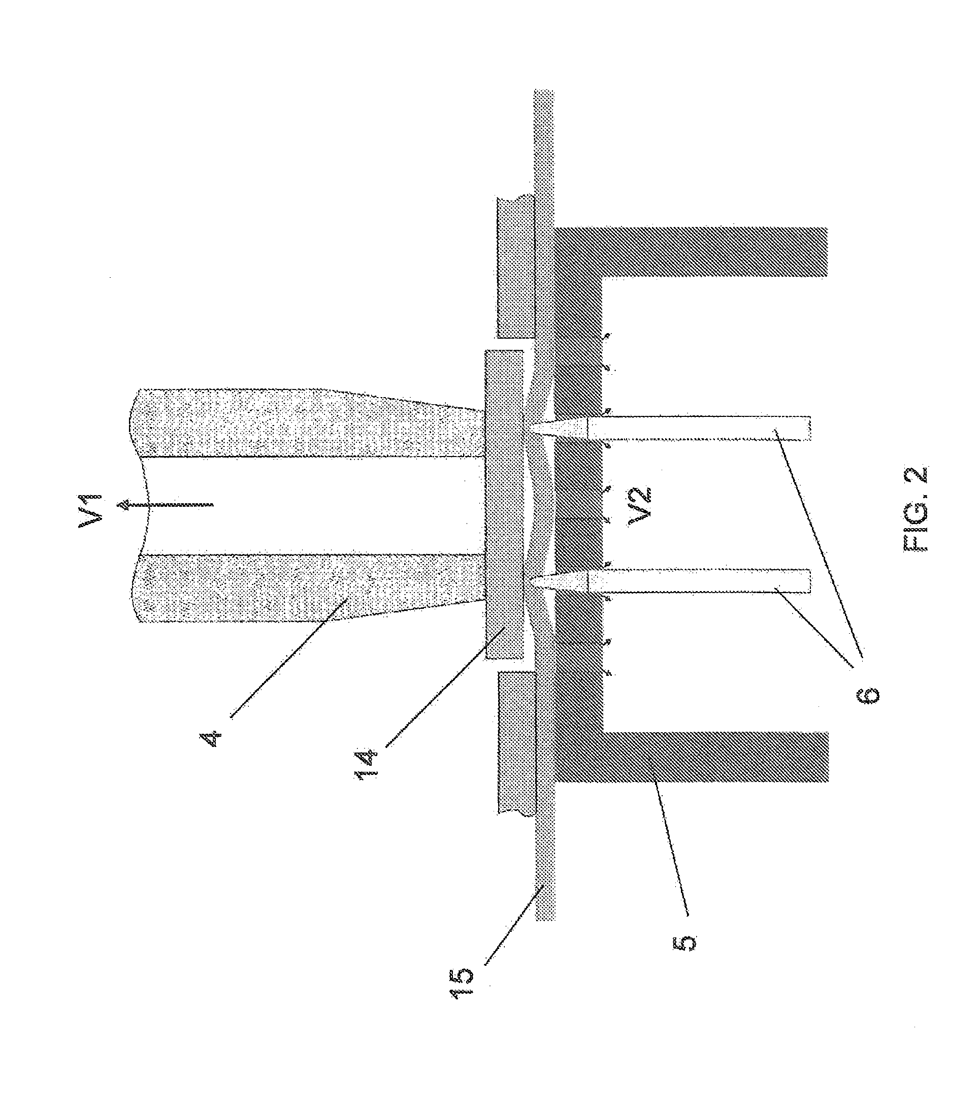 Active carrier for carrying a wafer and method for release