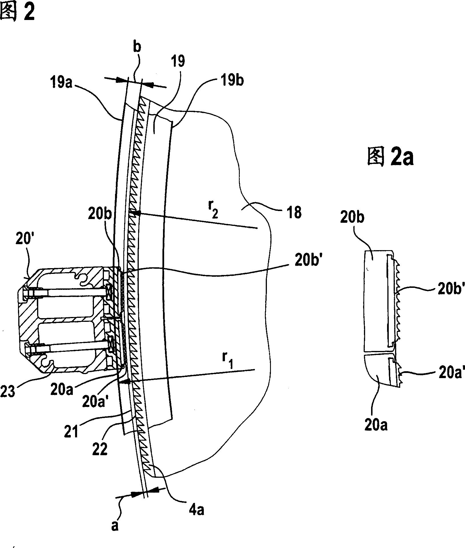 Device on the spinning preparation machine for monitoring and/or adjusting clearance of parts
