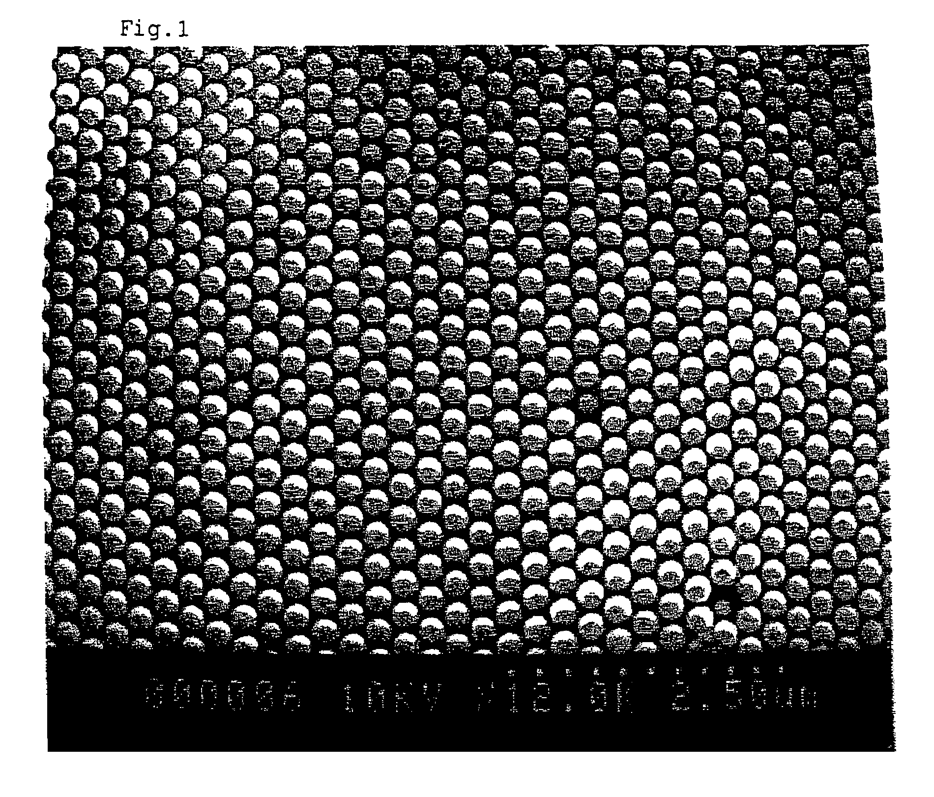 Fluid colloid crystal and process for producing three-dimensional aligned particle mass therefrom