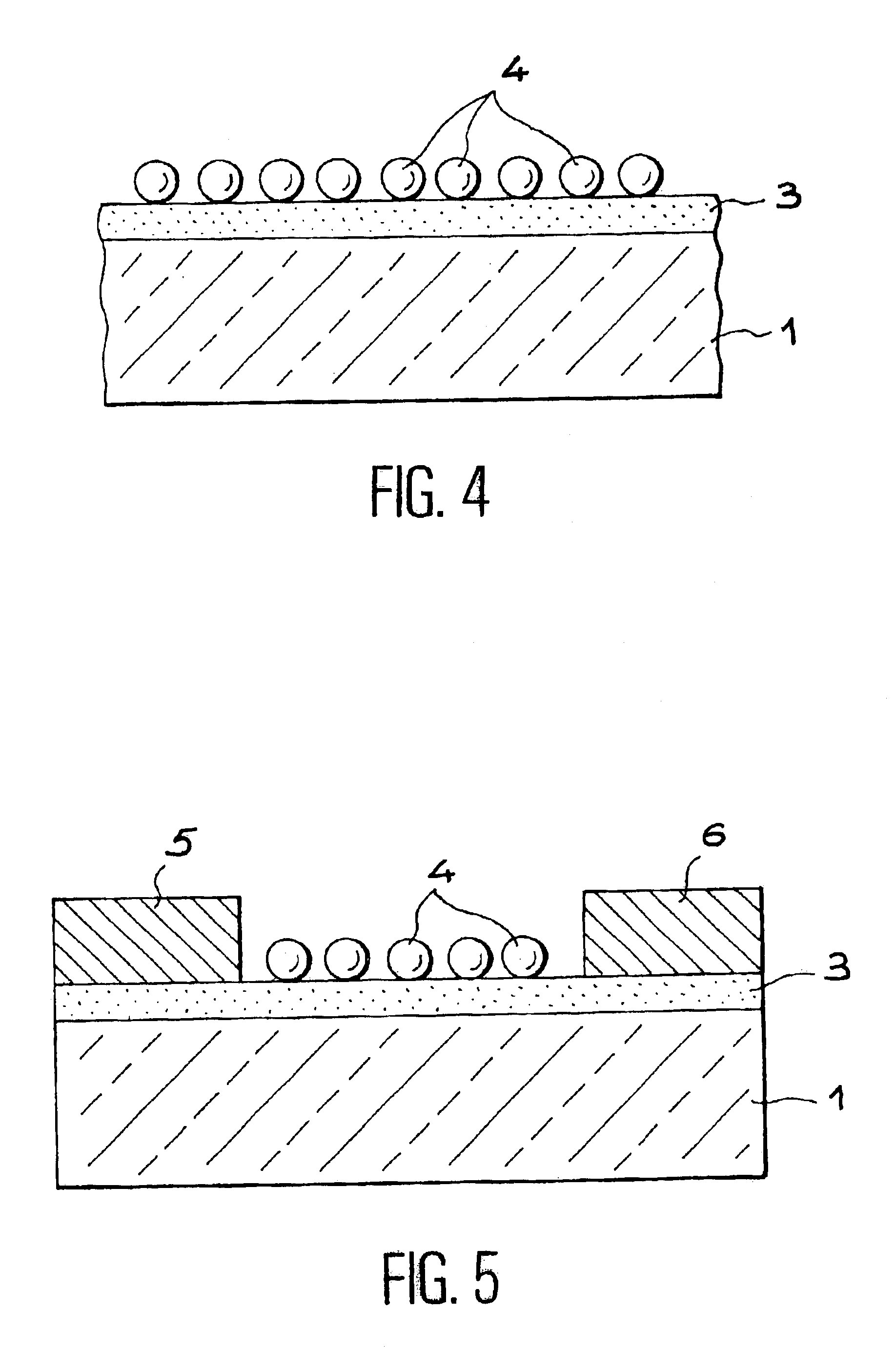 Method for automatic organization of microstructures or nanostructures and related device obtained