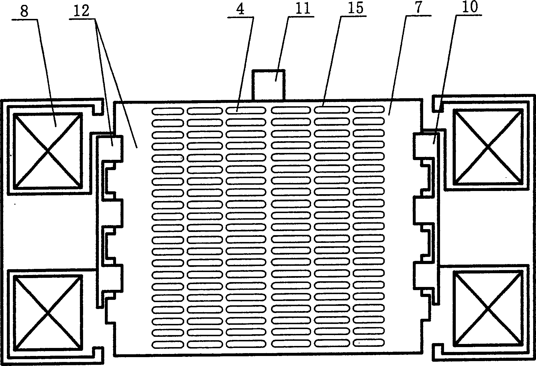 External magnetic insulation ion diode for prdoucing large area strong flow pulse ionic beam