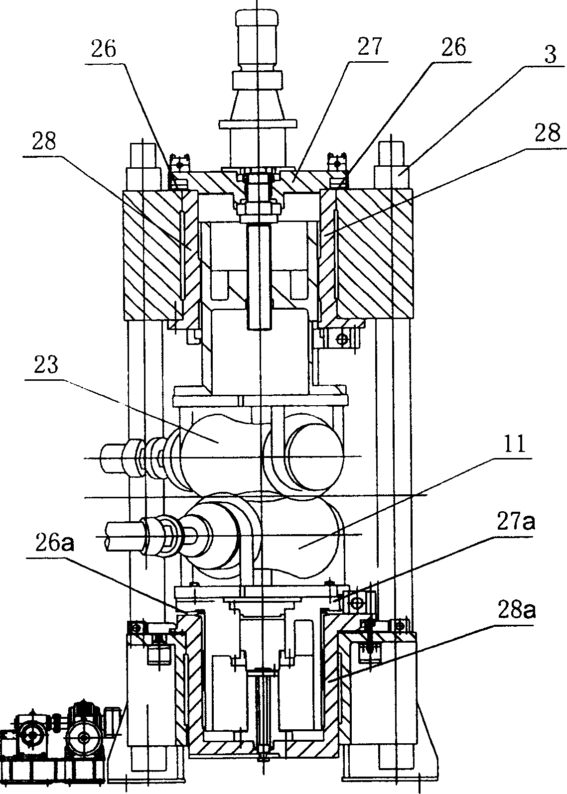 Straightener for 3D round bar with multiple skew rollers