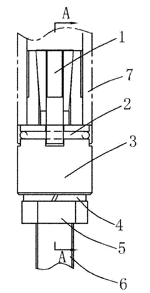 Combined-type connecting device