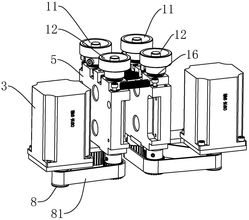 Four-wheel drive wire feeding mechanism