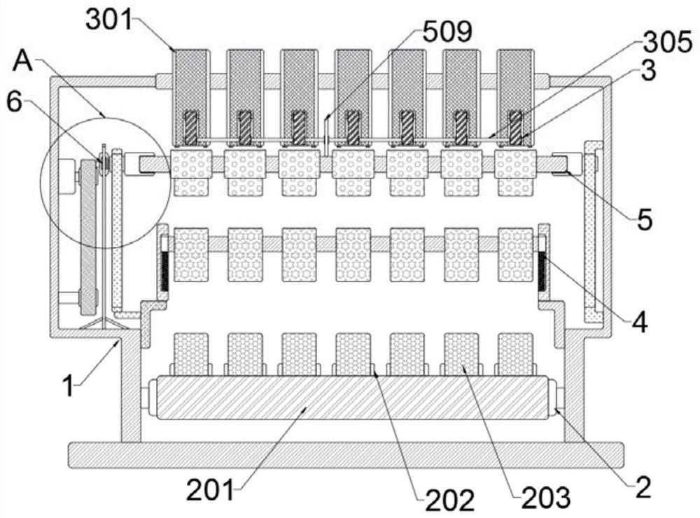 Multi-station automatic feeding device for flange silencer welding