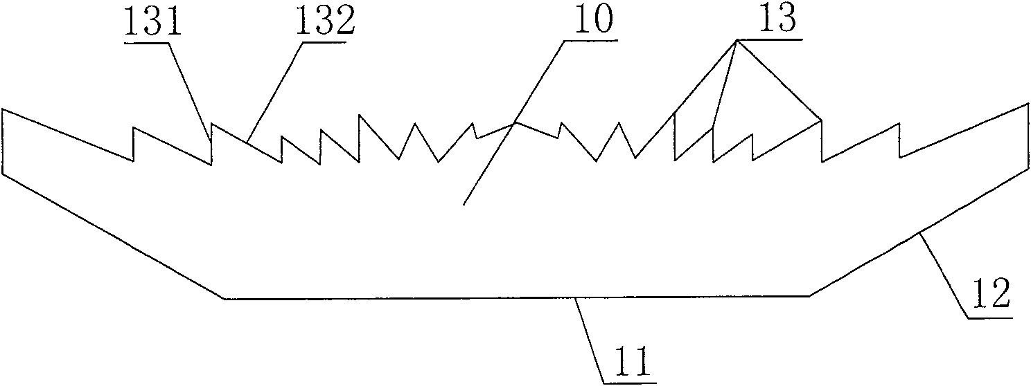 Illuminating device and its lens used therein