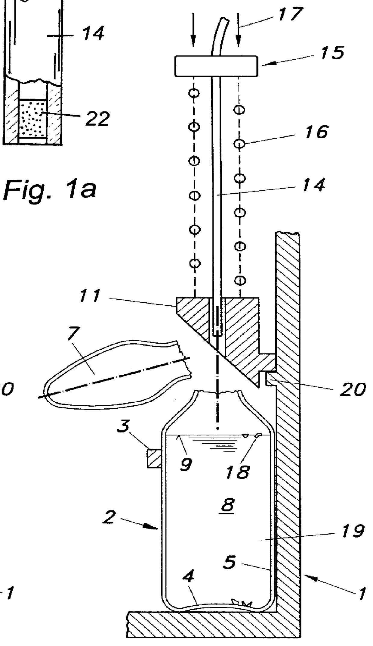 Device for withdrawing a liquid from a sealed glass ampoule