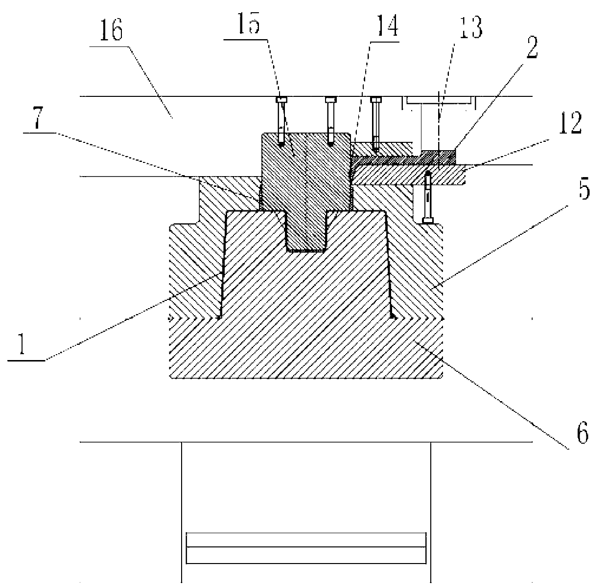 Mould structure of mold core pre-demoulding top feeding of lamp cover