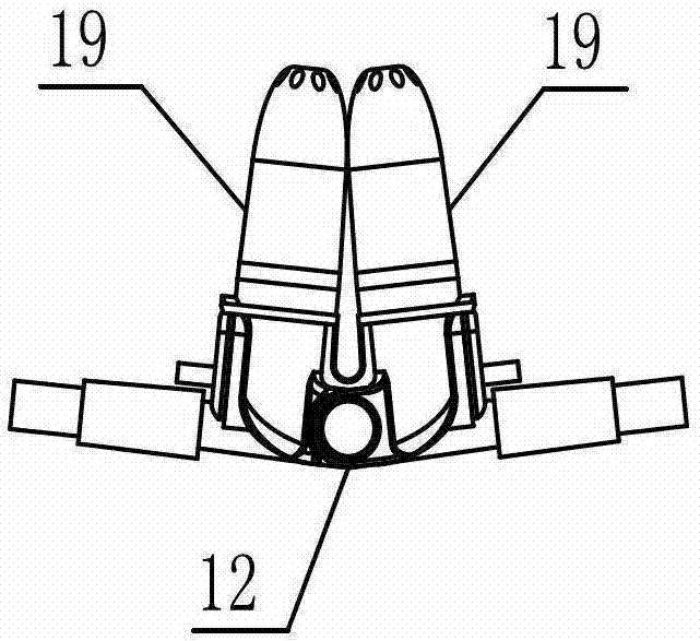 Double treatment head terminal connection structure that can do laser and oxygen therapy at the same time