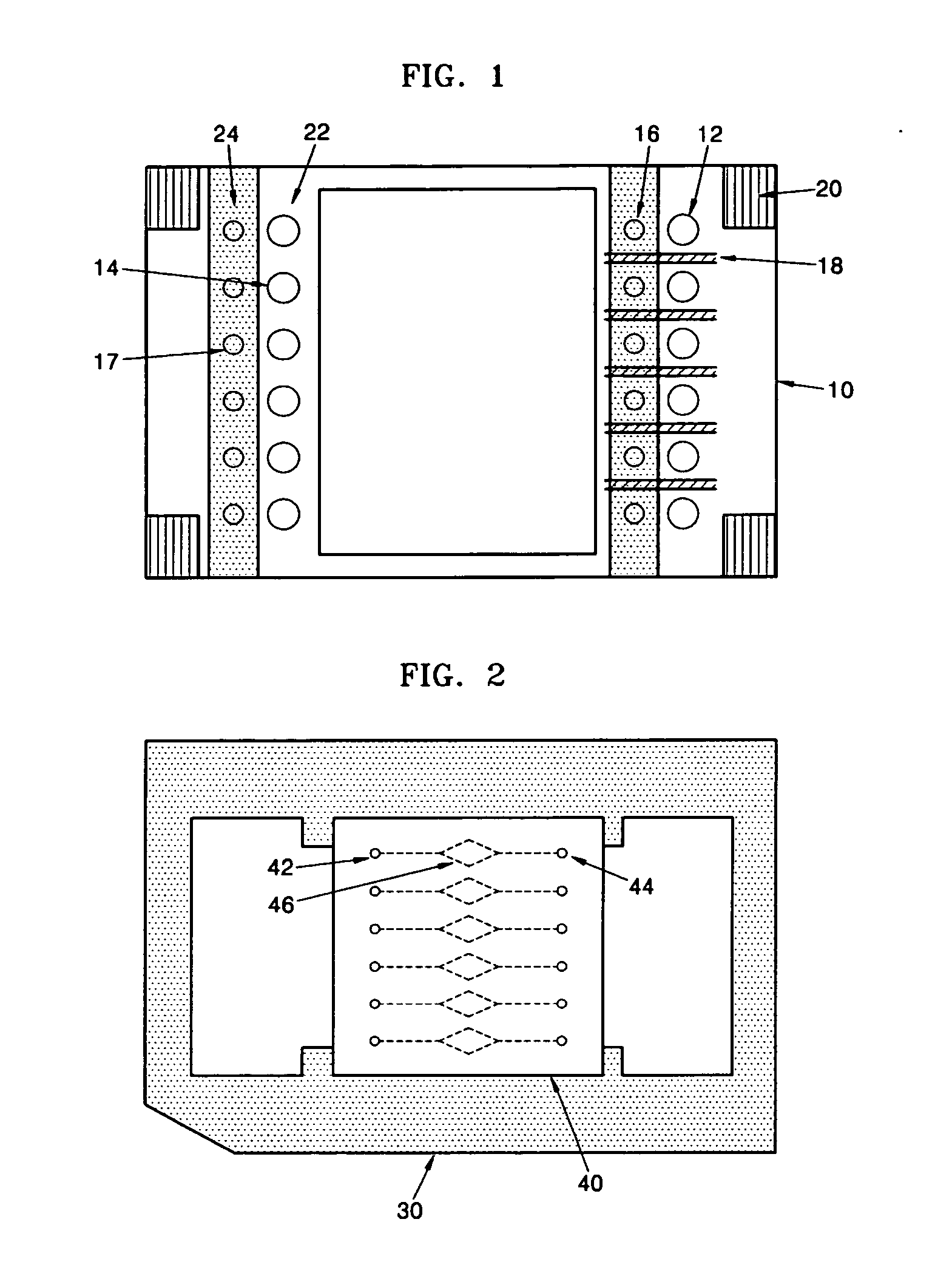 Device for injecting PCR solution into PCR channels of PCR chip, and PCR chip unit including the device