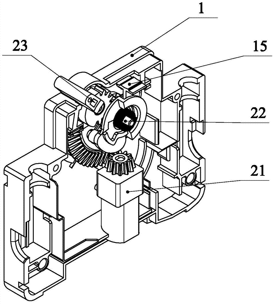 Re-closure transmission mechanism with clutching function in circuit breaker re-closure device