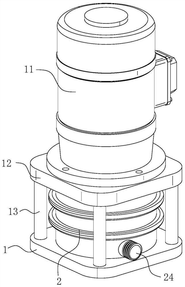 Low-water-suction water pump