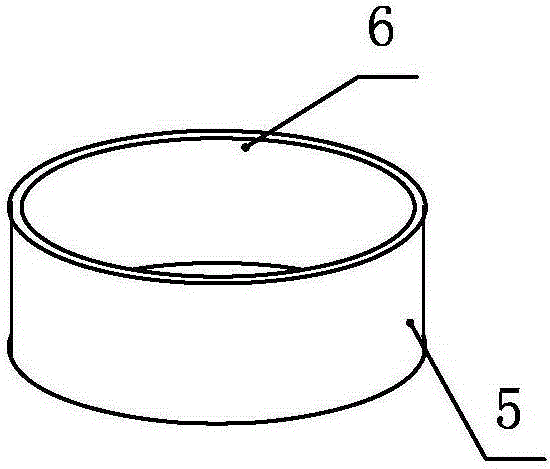 Device enabling solid medium to be conveniently cleaned and method for using device