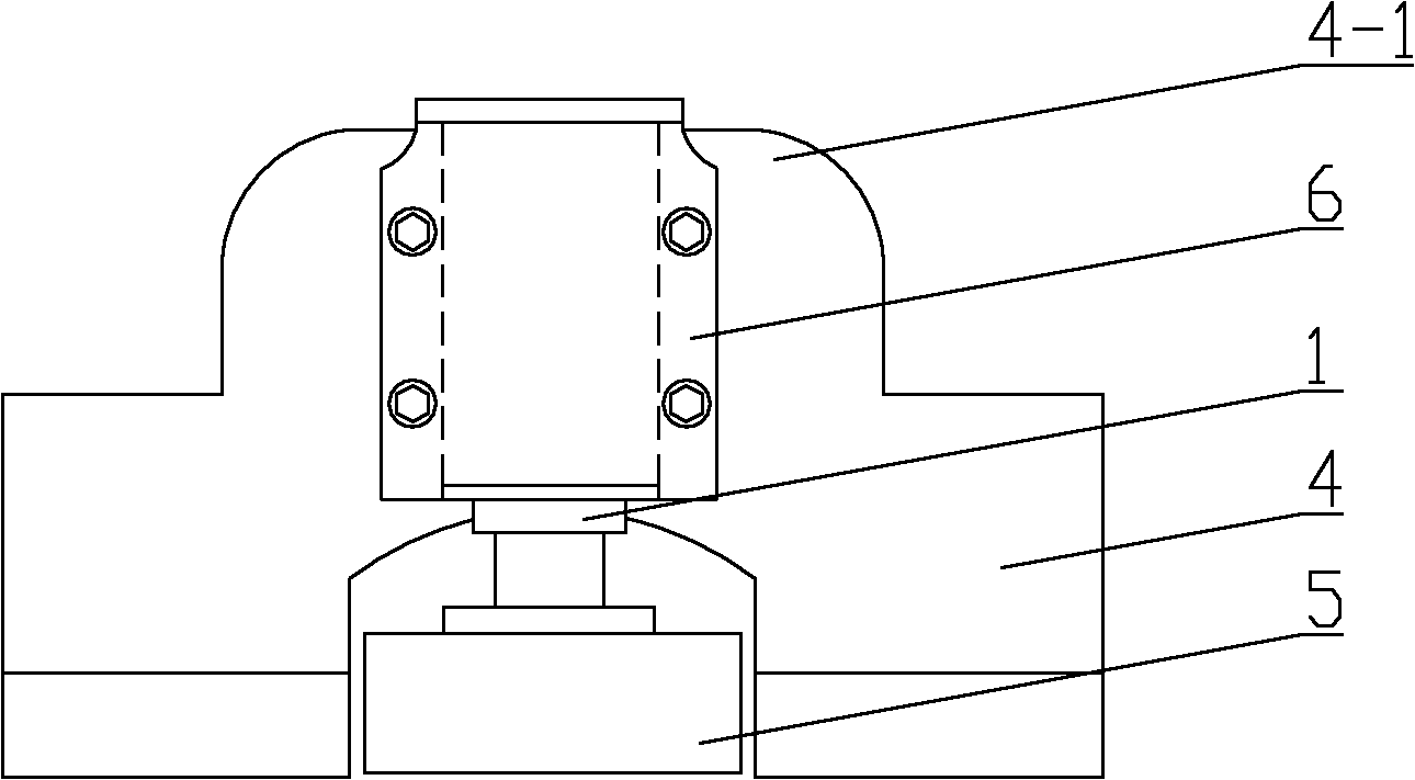 Bottom uplifting device for hydraulic support and hydraulic support