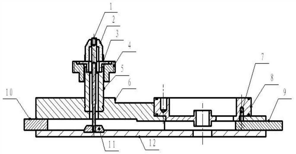 A coupling cavity traveling wave tube energy transmission structure and its assembly method