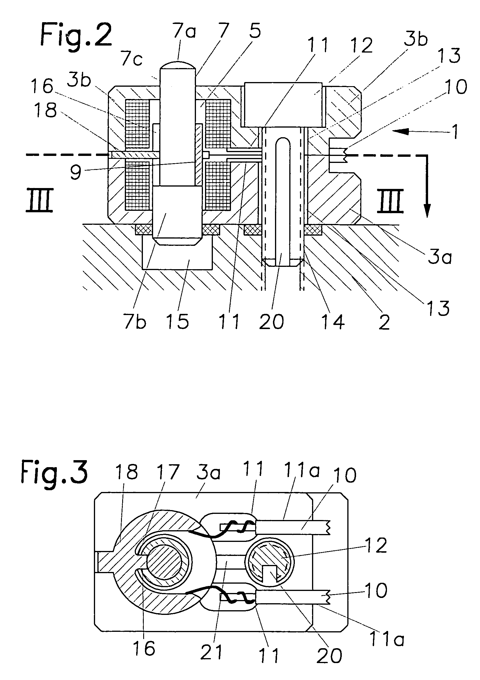 Device for monitoring dimensional, shape, and positional tolerances of a mechanical workpiece