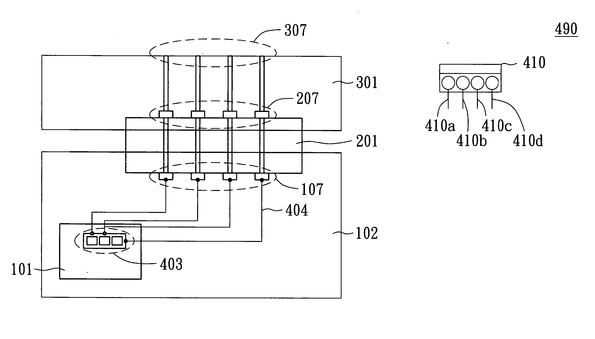 Bonding configuration structure for facilitating electrical testing in a bonding process and a testing method using the same