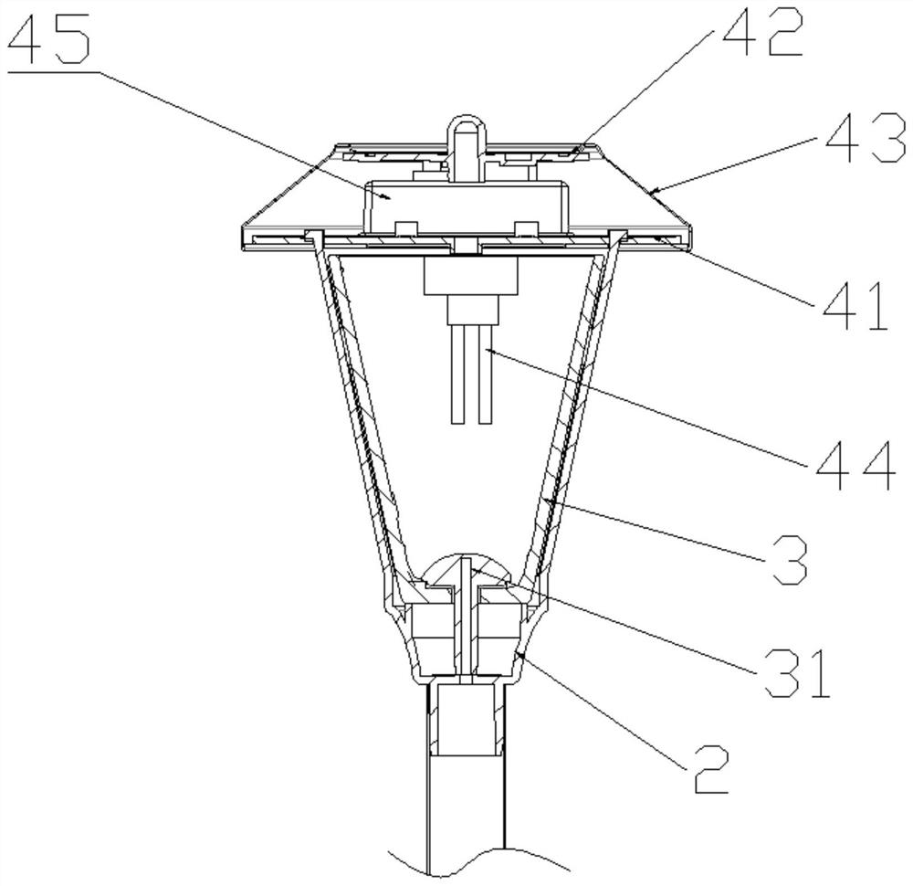 Novel solar street lamp