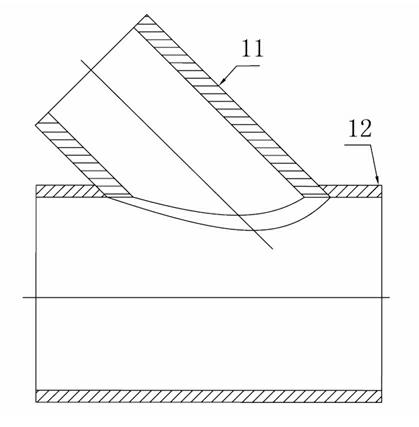 Method for controlling welding deformation of joint between inserted large inclined tube and barrel
