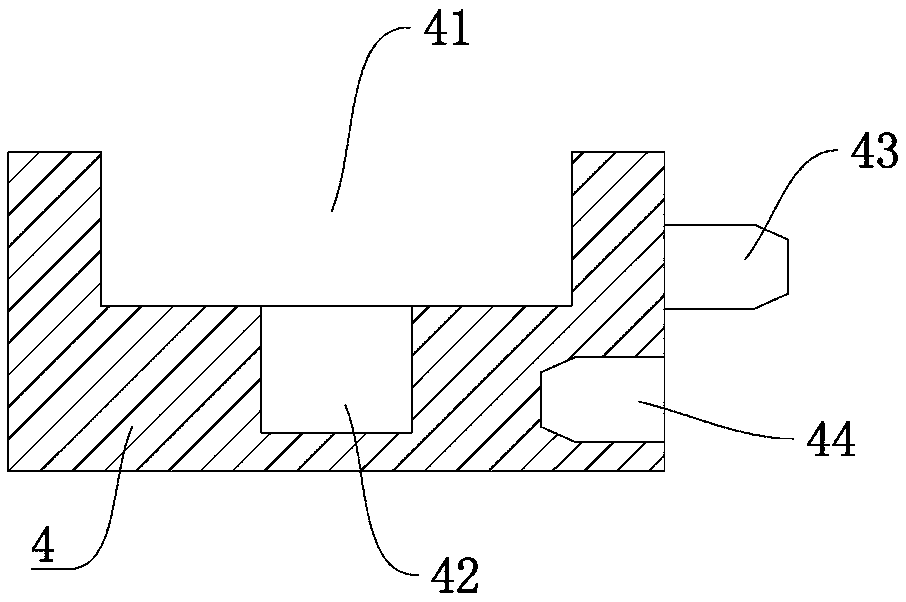 An escalator anti-collapse sensing device