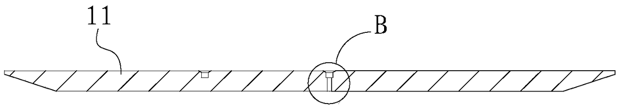 A laser cutting device