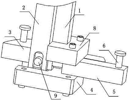 Overhead hoist capable of automatically stretching and retracting