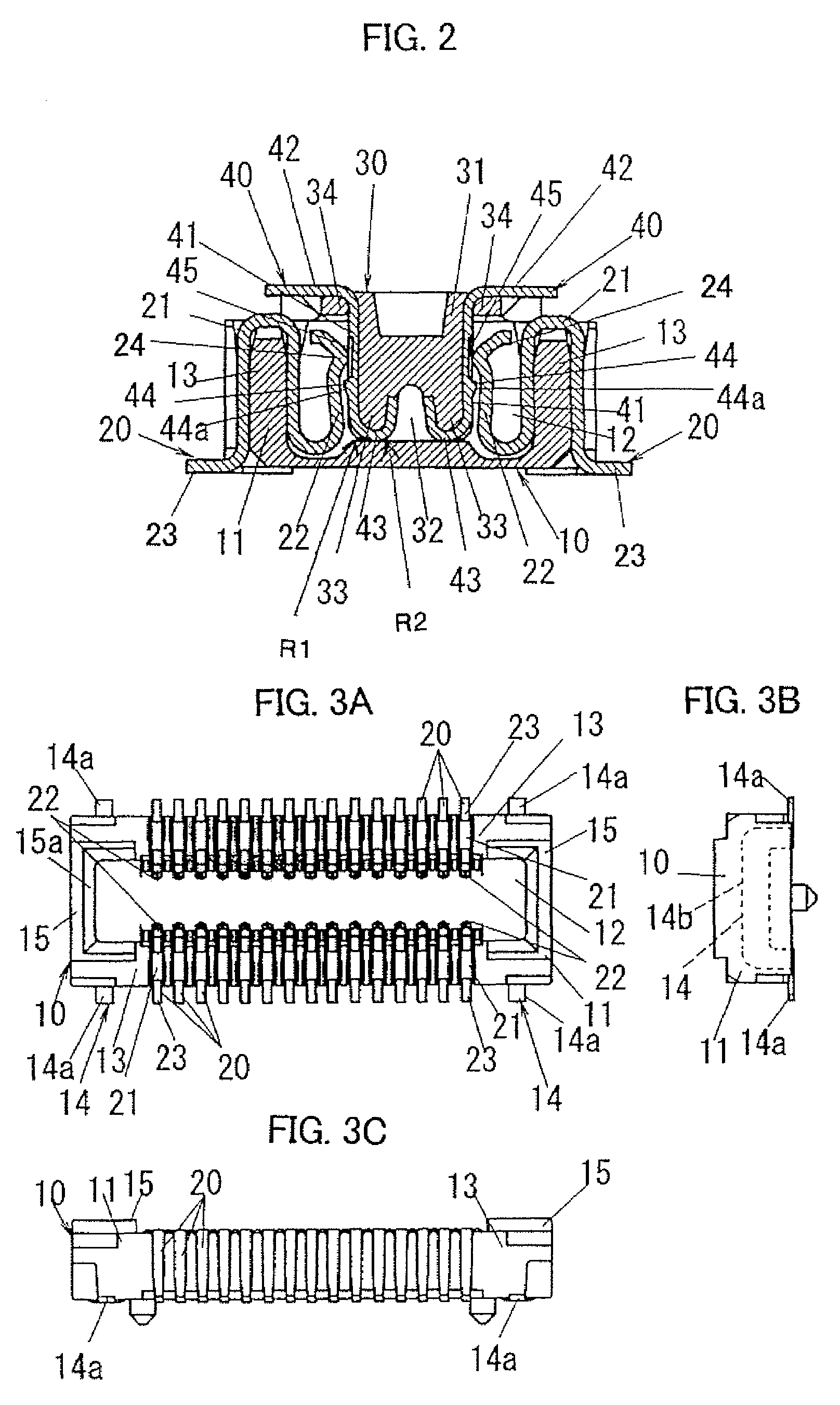 Connector for electrically connecting electronic components