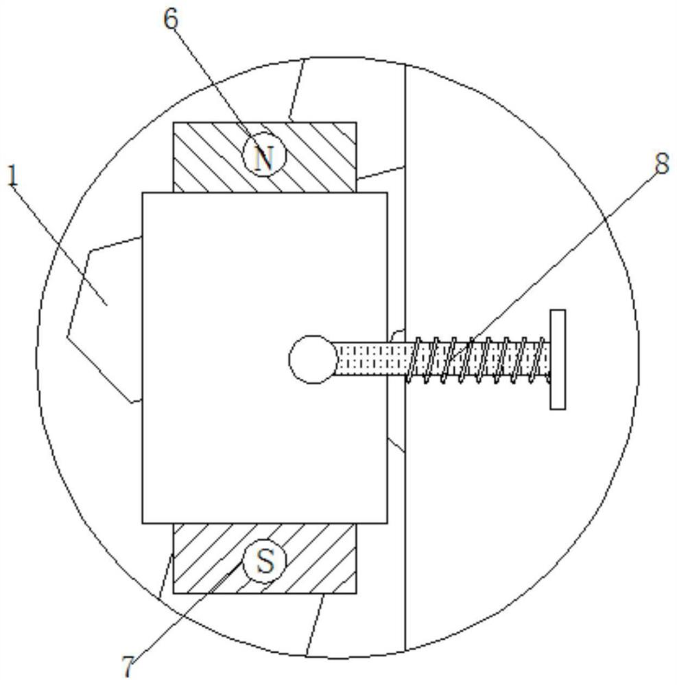 Electric vehicle tilting prevention device based on electromagnetic induction principle