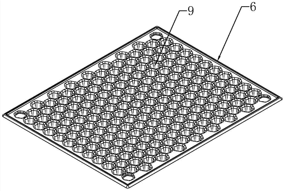 A double-concave honeycomb cavity hollow structure solar collector plate core