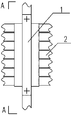 Separation structure between voltage regulation tapping leads of transformer