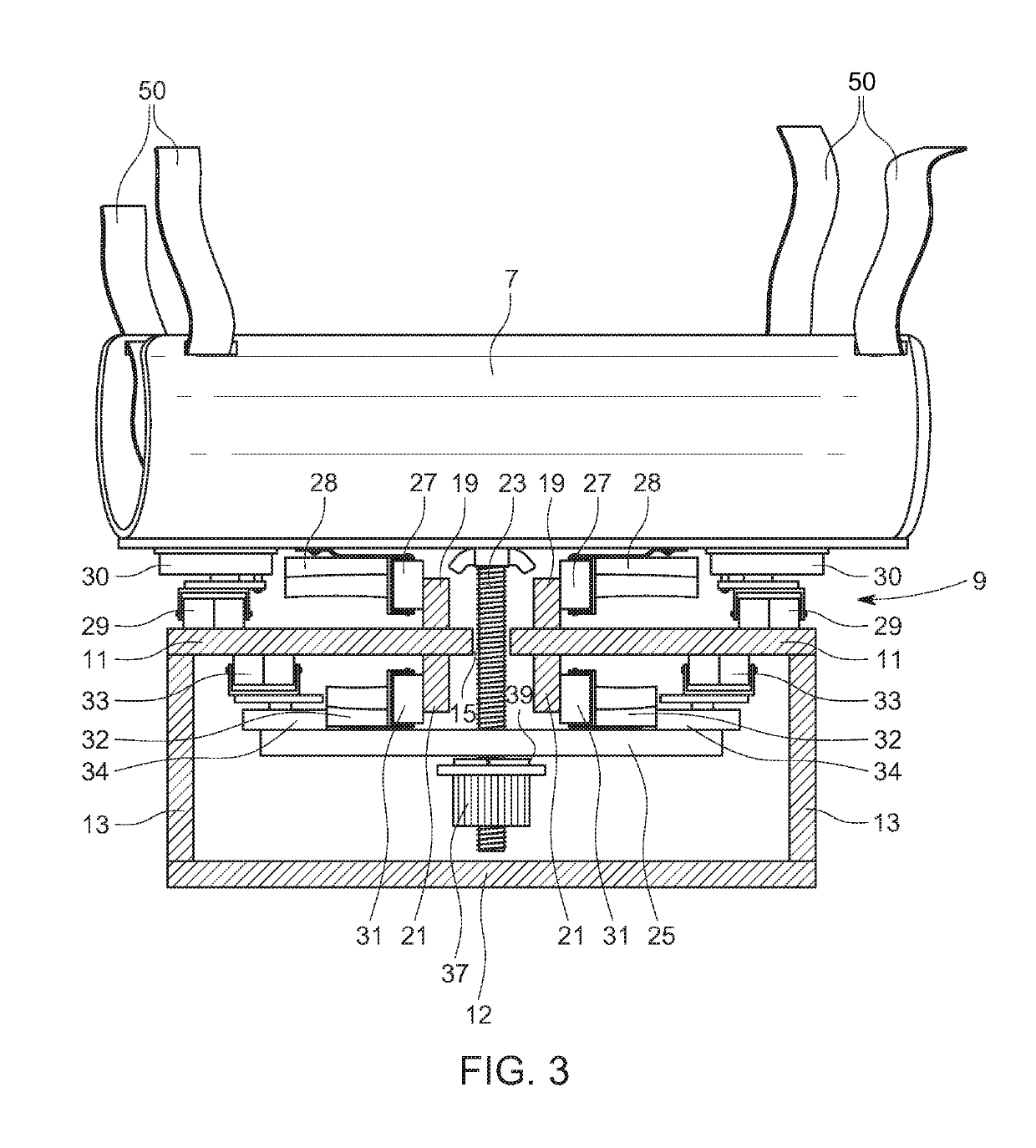 Physical therapy device for lower limbs and therapeutic methods thereof