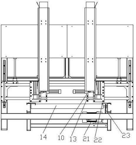 Tray palletizing robot with adjustable applicable width