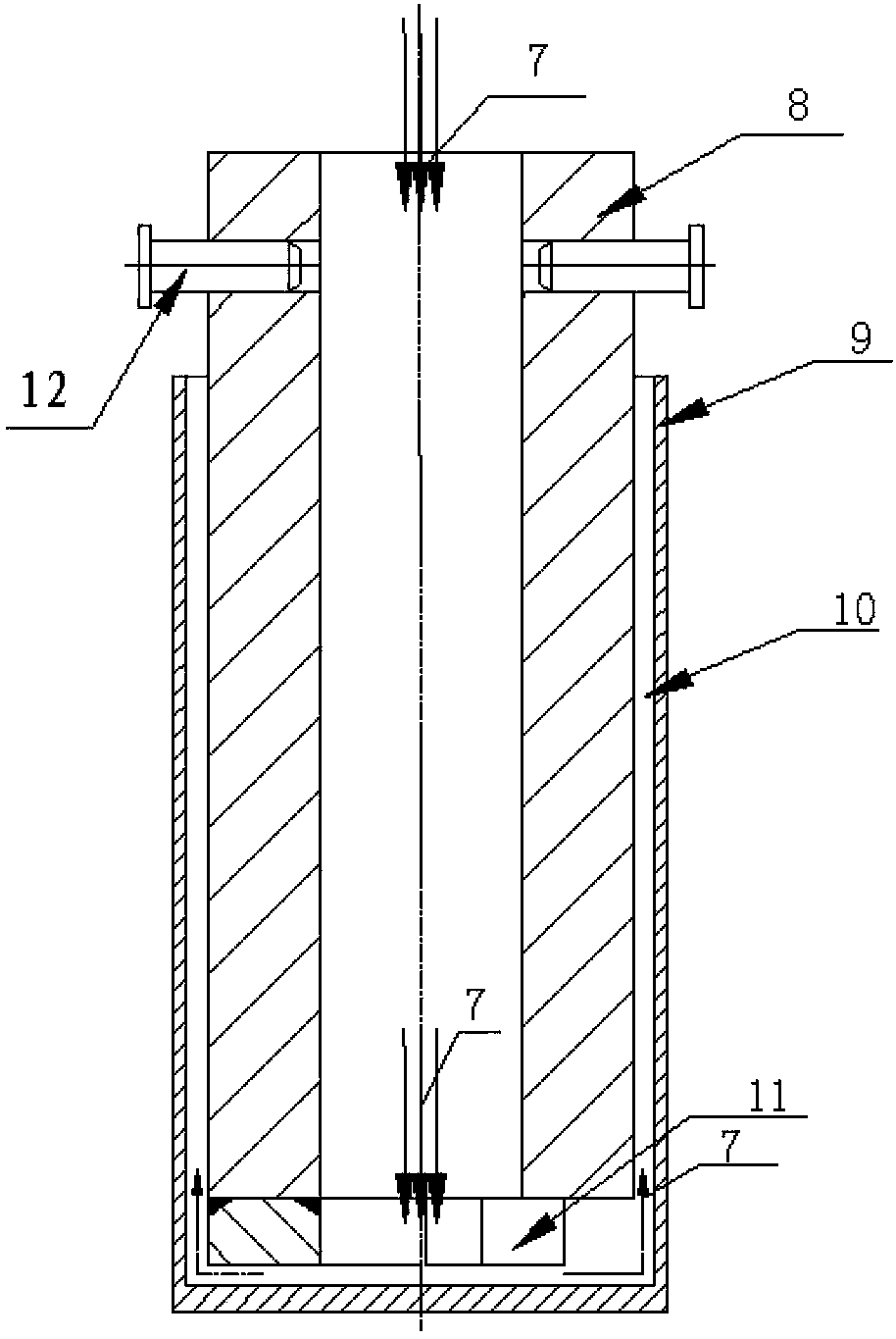 Method for manufacturing large hollow steel ingots by forced cooling with single sleeves