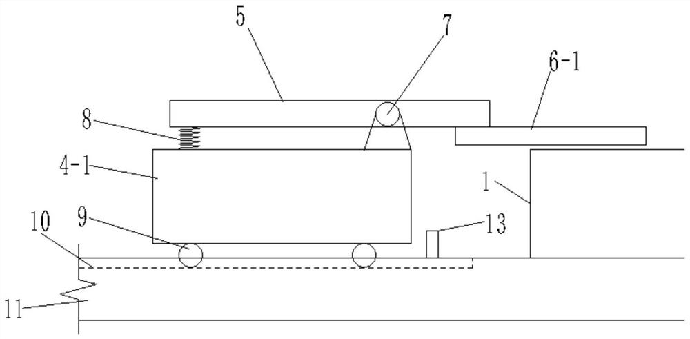 Tool and method for preventing bare electric core from shifting during soft package packaging