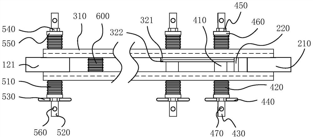 Disconnecting link fastening device
