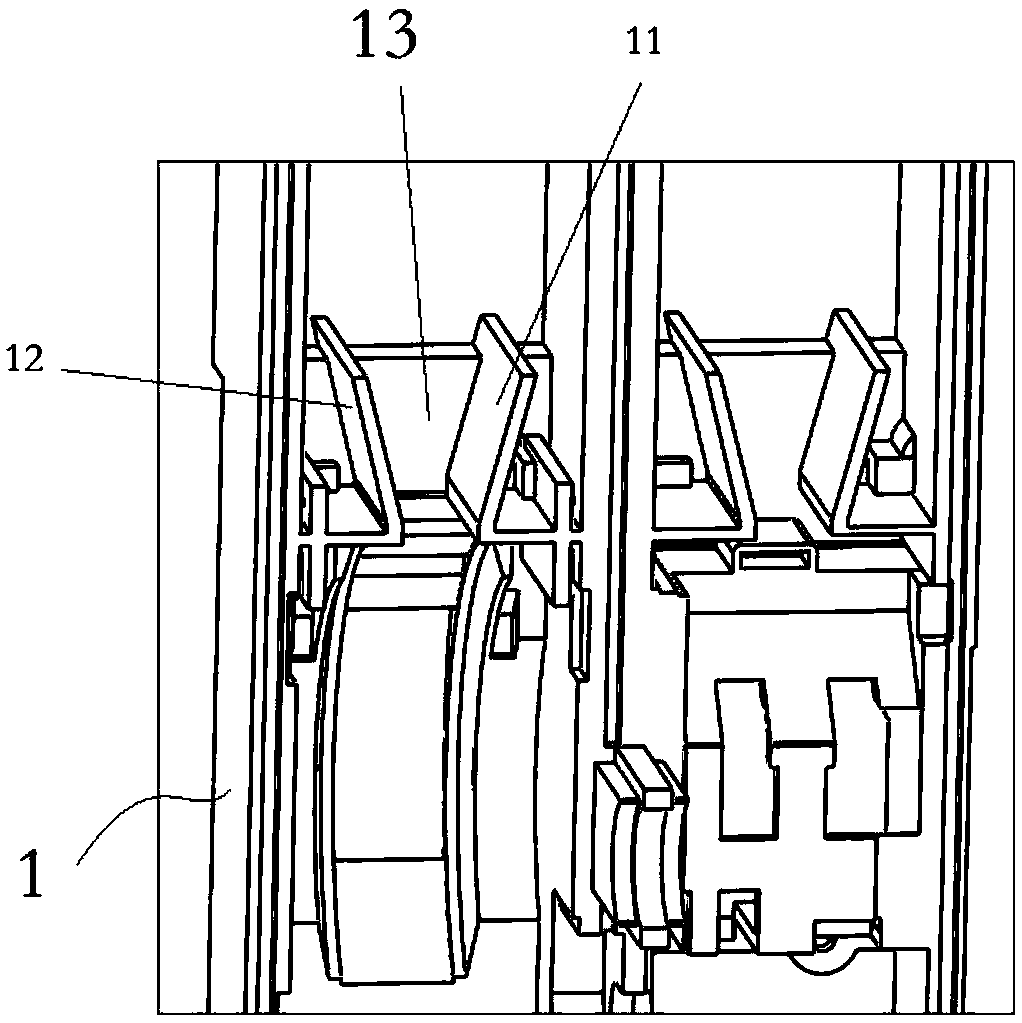 A DC circuit breaker