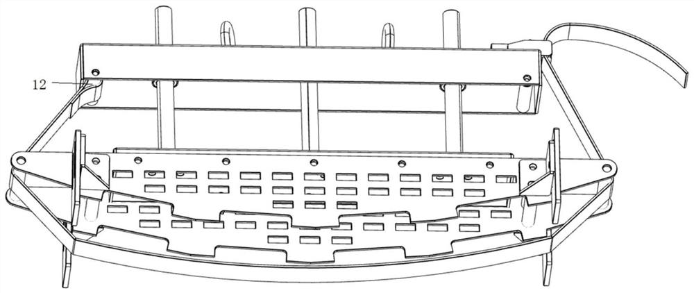 Wind power blade pultrusion plate shape follow-up tensioning device