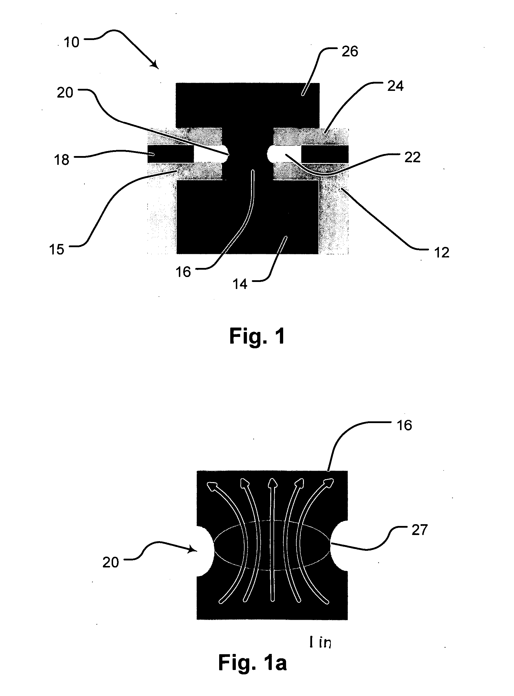 Vacuum cell thermal isolation for a phase change memory device