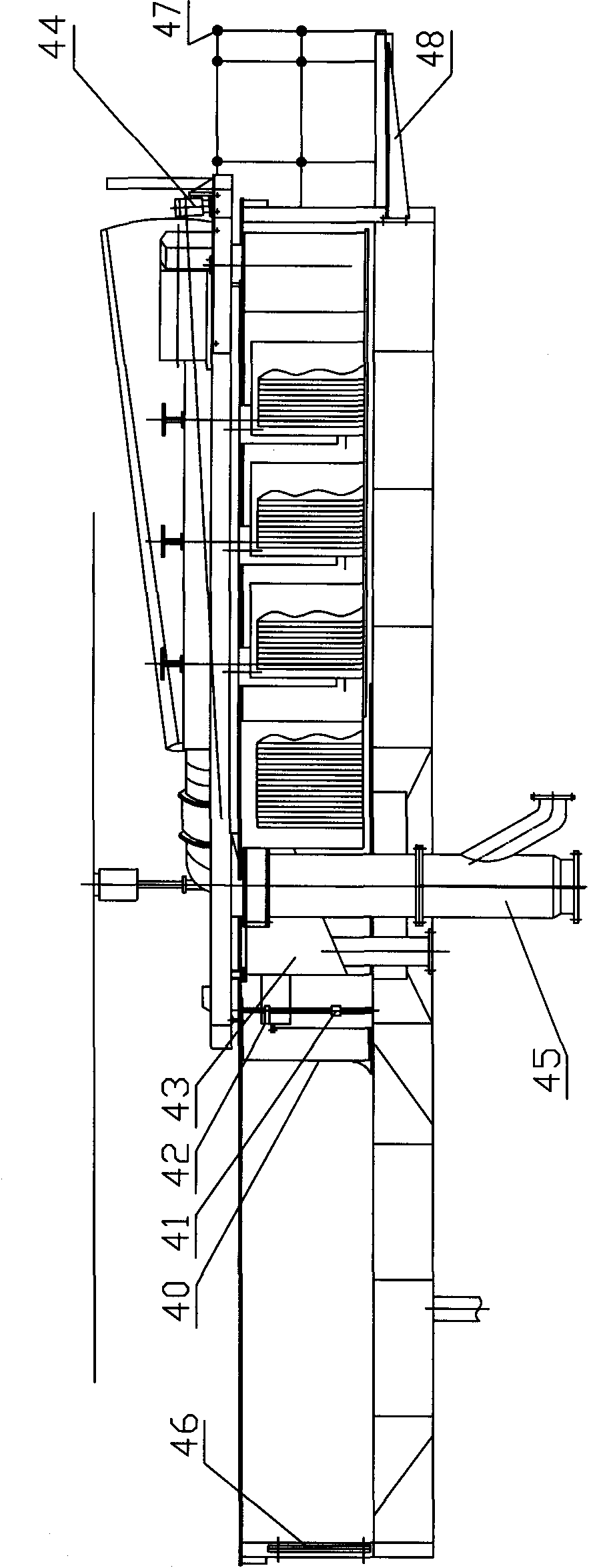 Transmission device of mud throwing spoon for shallow-tank air-floatation water purifier