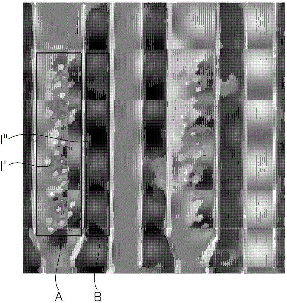 Anisotropic conductive film and semiconductor device using same