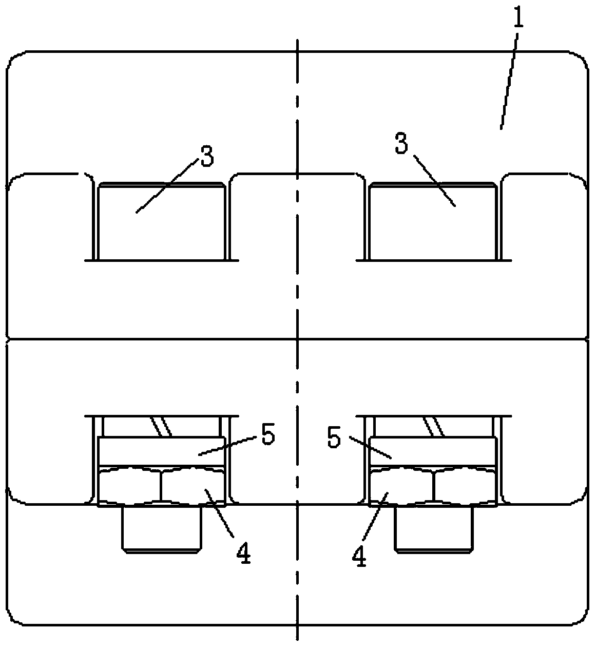 Device and method for connecting brake pipe systems of railway freight cars