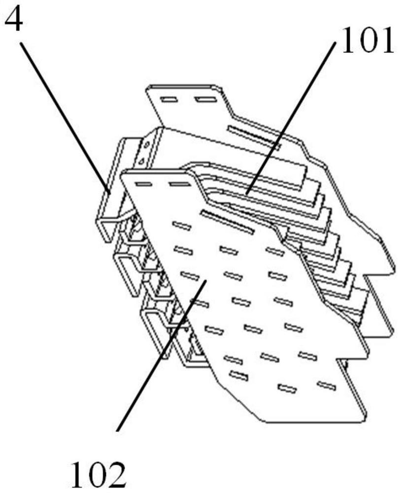 Arc extinguishing device of molded case circuit breaker and molded case circuit breaker