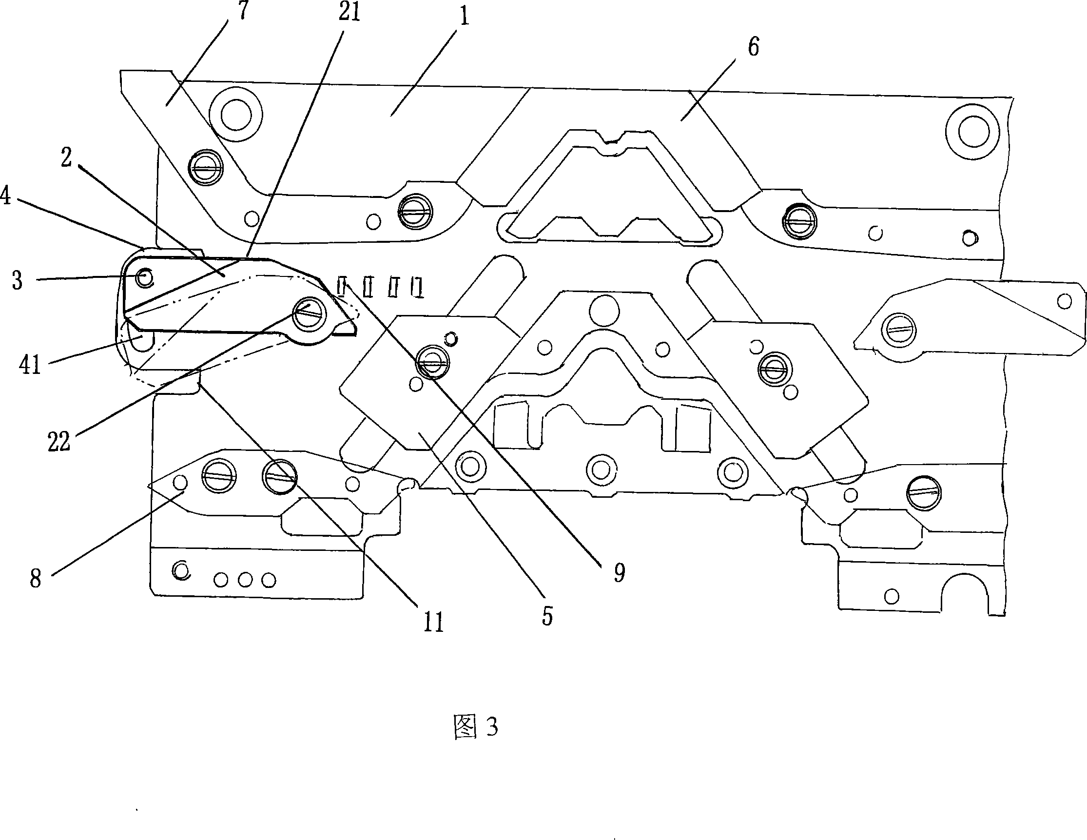 Guide pin triangular adjusting mechanism for computer flat knitting machine