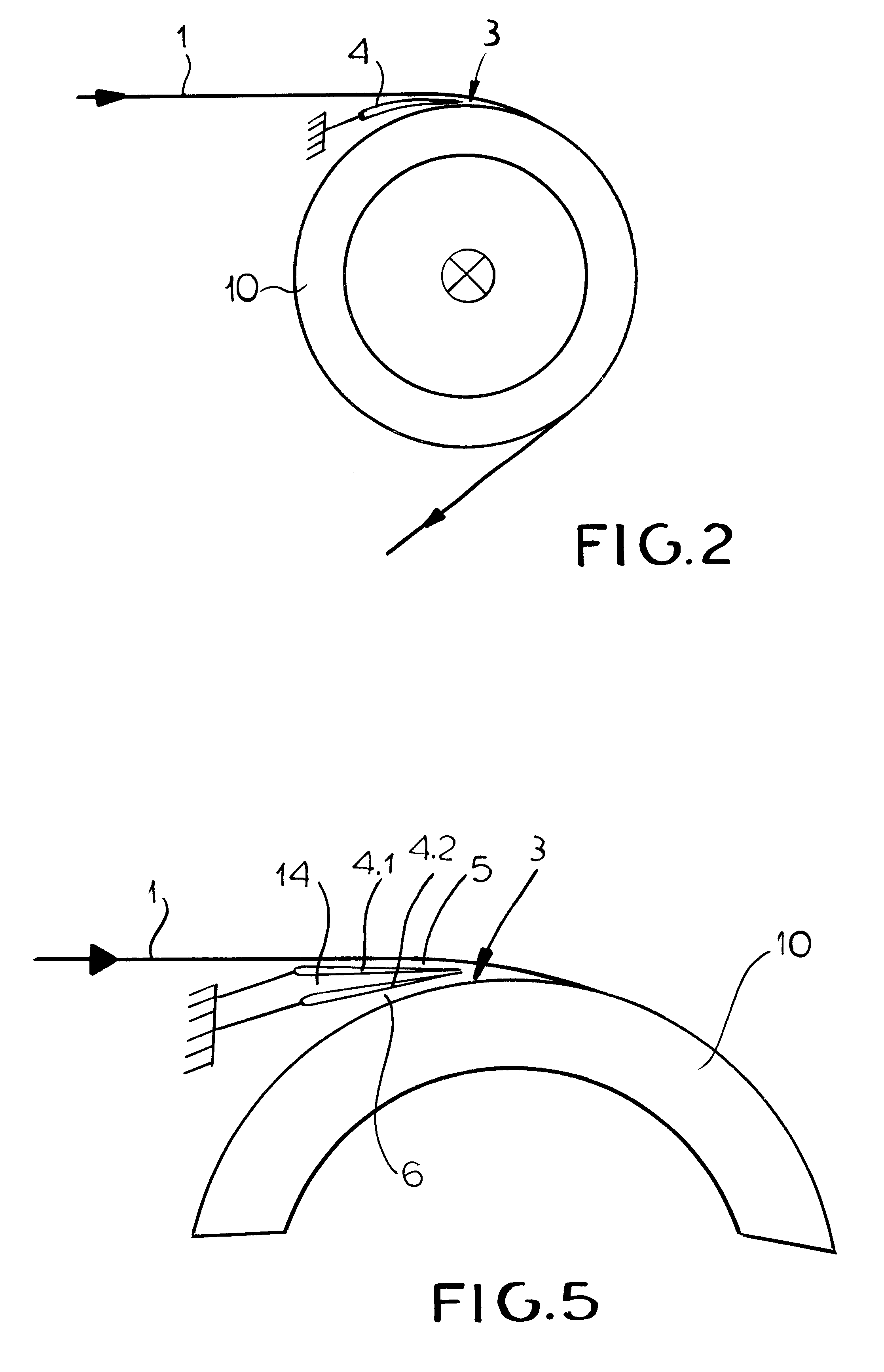 Method and device for reducing the volume or pressure of a fluid which is driven through an opening by moving surfaces
