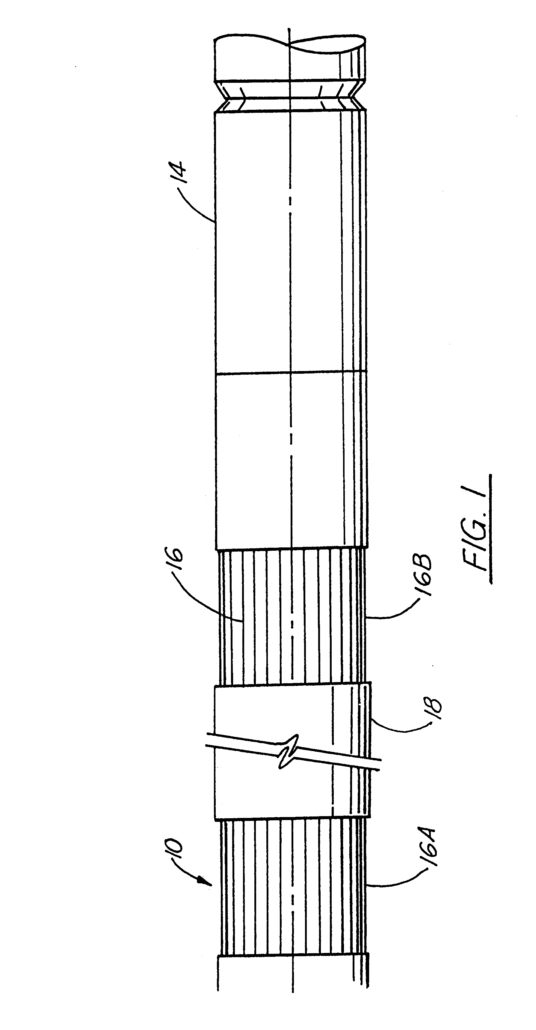 Apparatus and method for maintaining relatively uniform fluid pressure within an expandable well tool subjected to thermal variants
