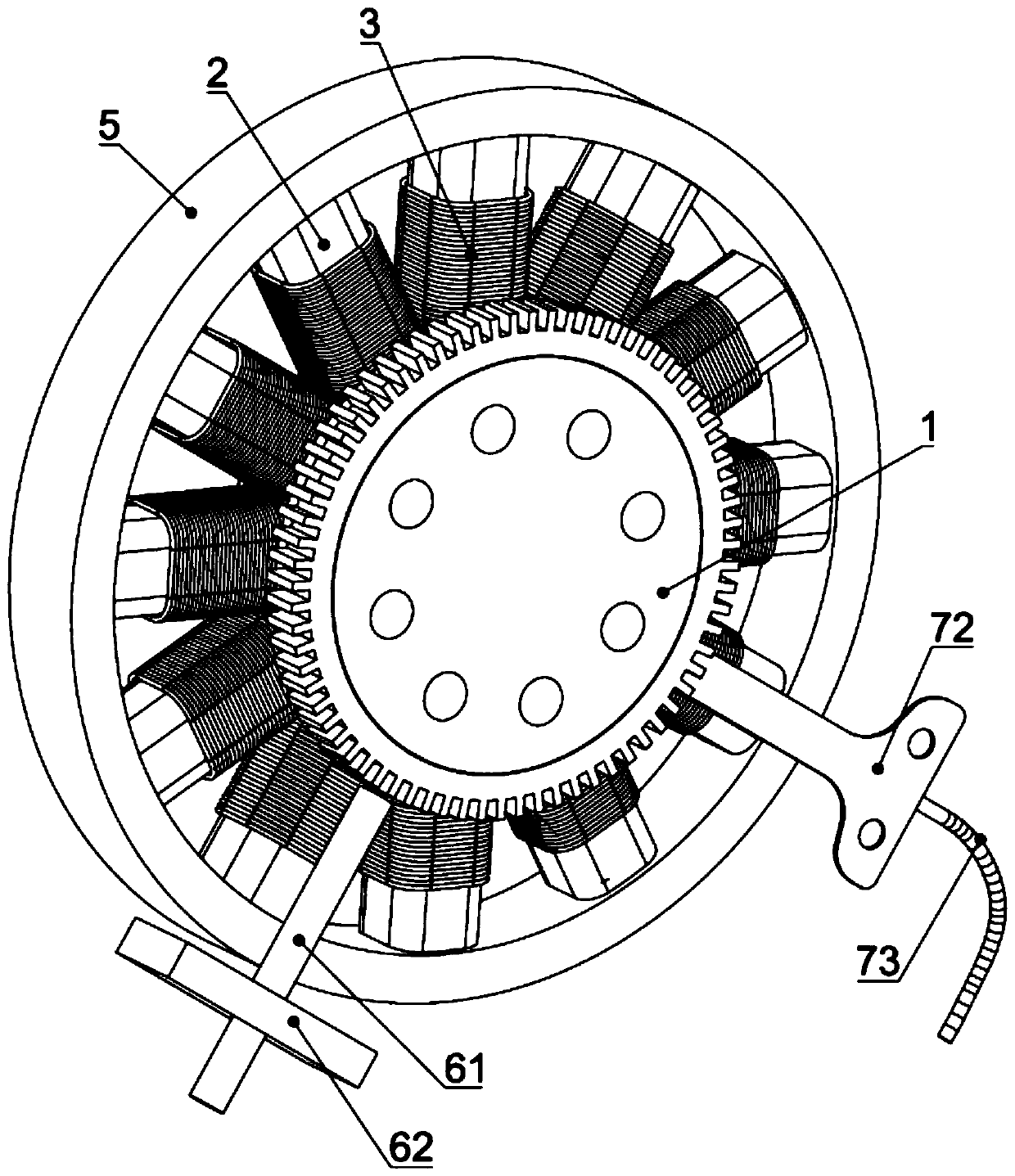 A crankshaft damper and a control method for the crankshaft damper